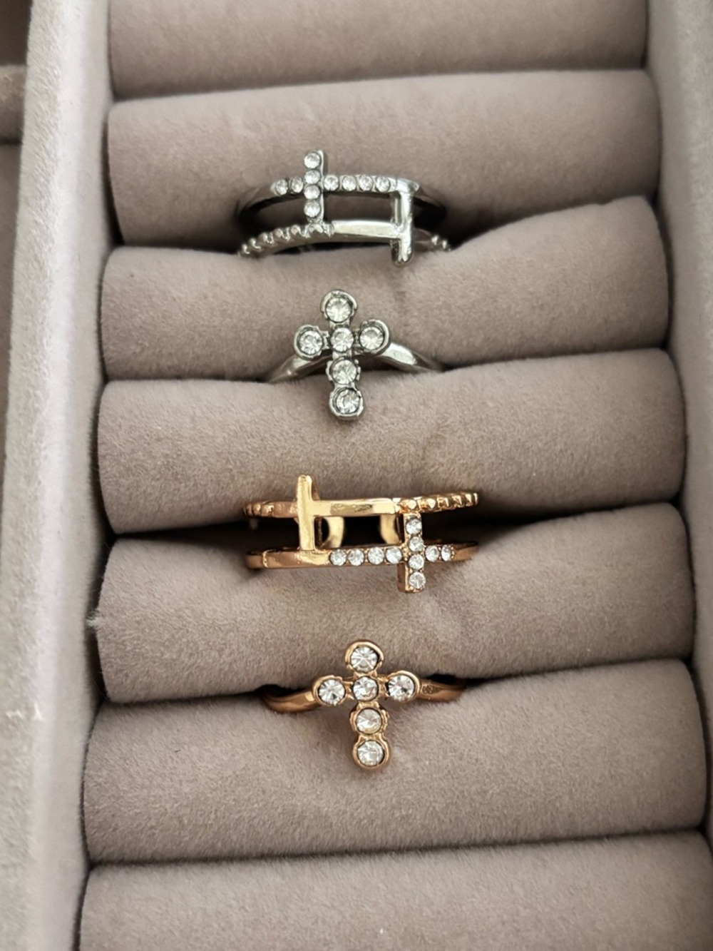 Cross ✝️ Rings (4)